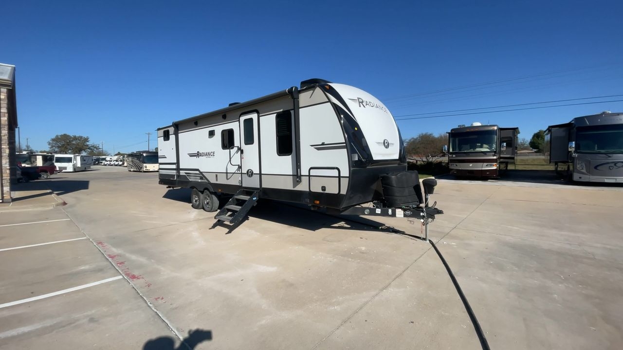 2020 CRUISER RADIANCE 28QD