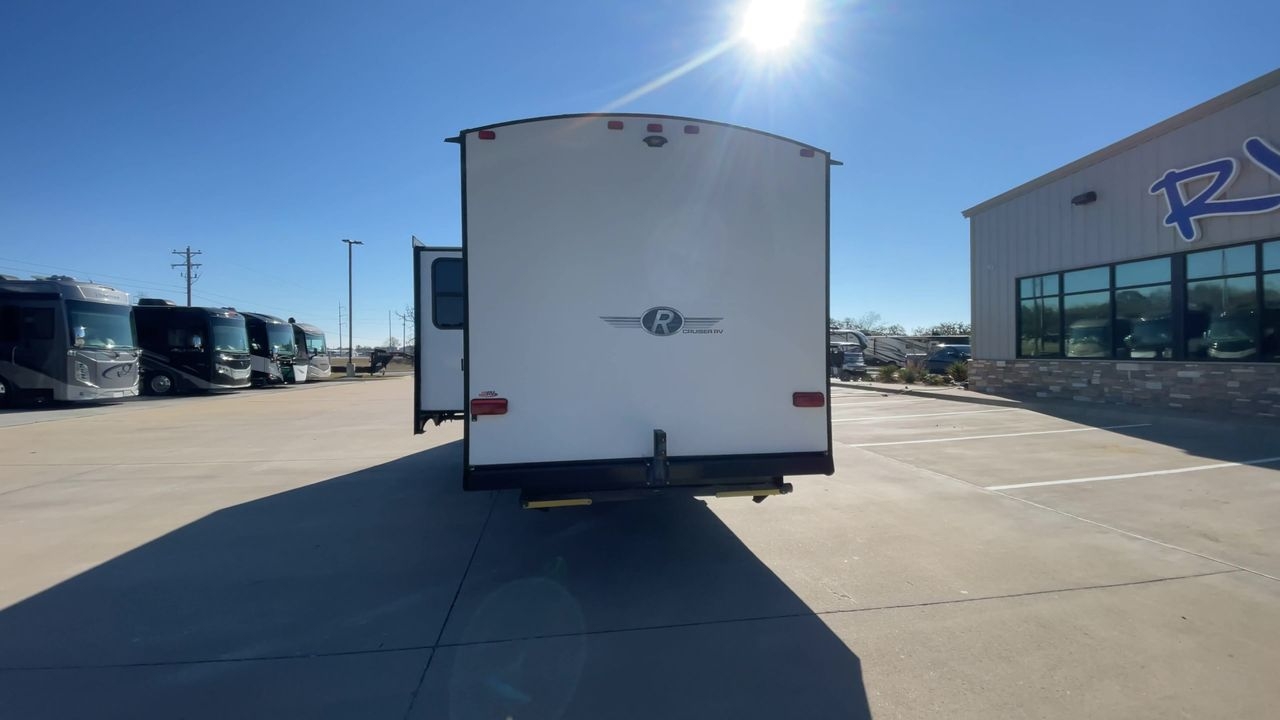 2020 CRUISER RADIANCE 28QD