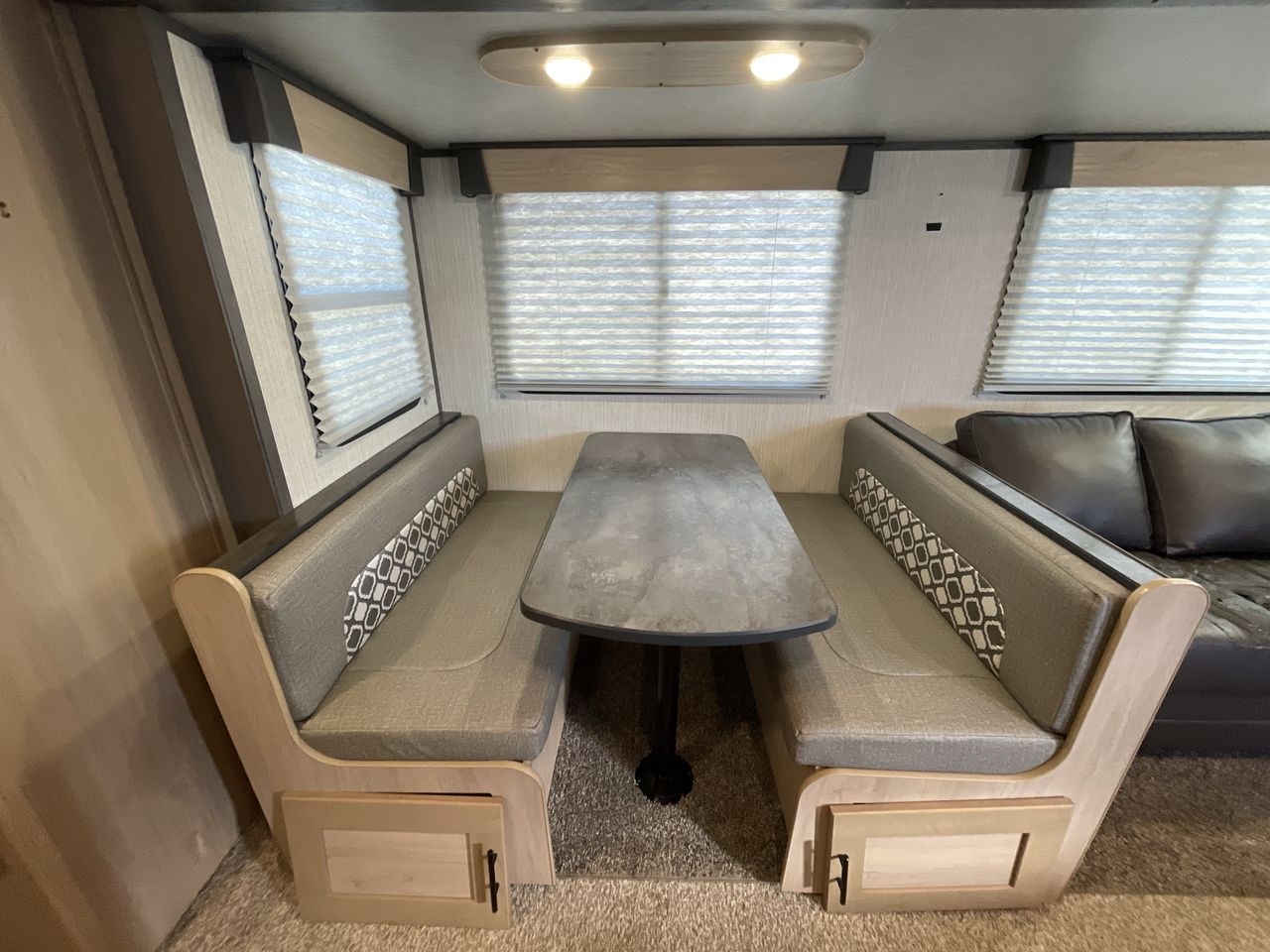 2020 CRUISER RADIANCE 28QD