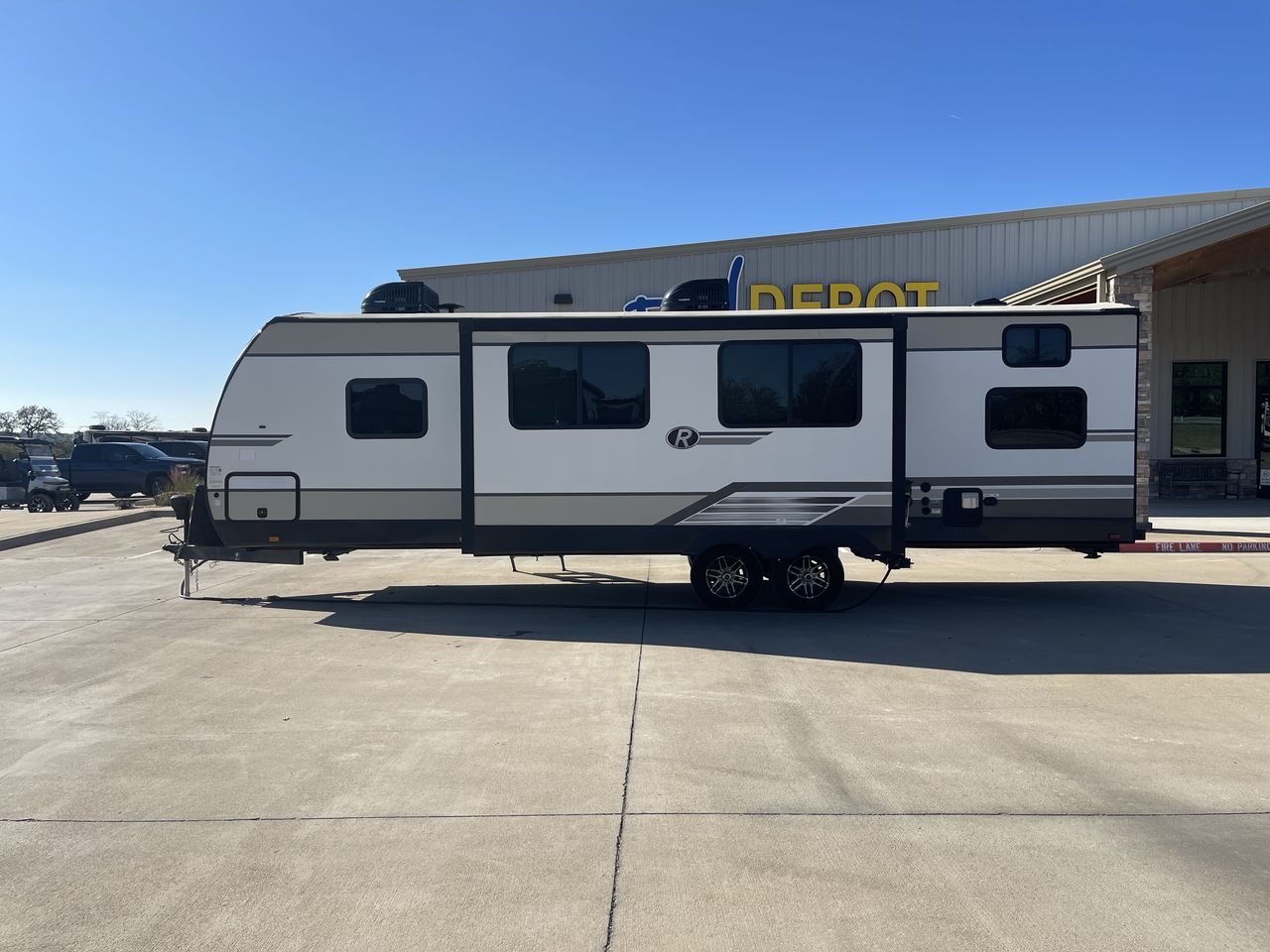 2020 CRUISER RADIANCE 28QD