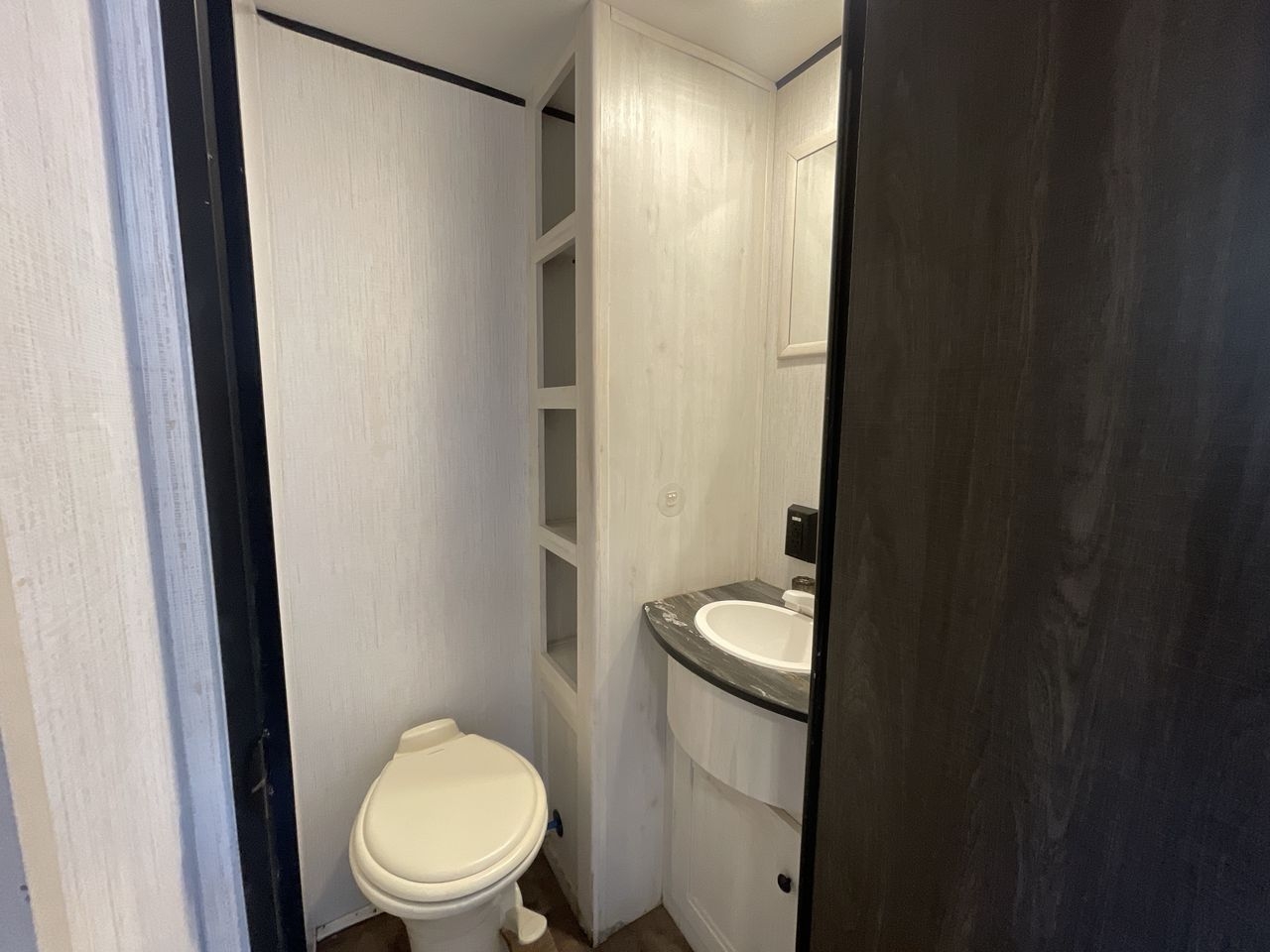 2022 HEARTLAND TRAIL RUNNER 31DB