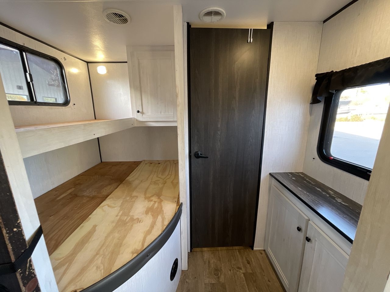 2022 HEARTLAND TRAIL RUNNER 31DB