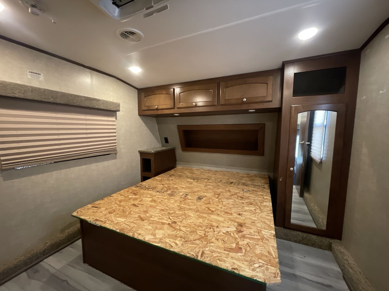 2016 HEARTLAND ELKRIDGE E26