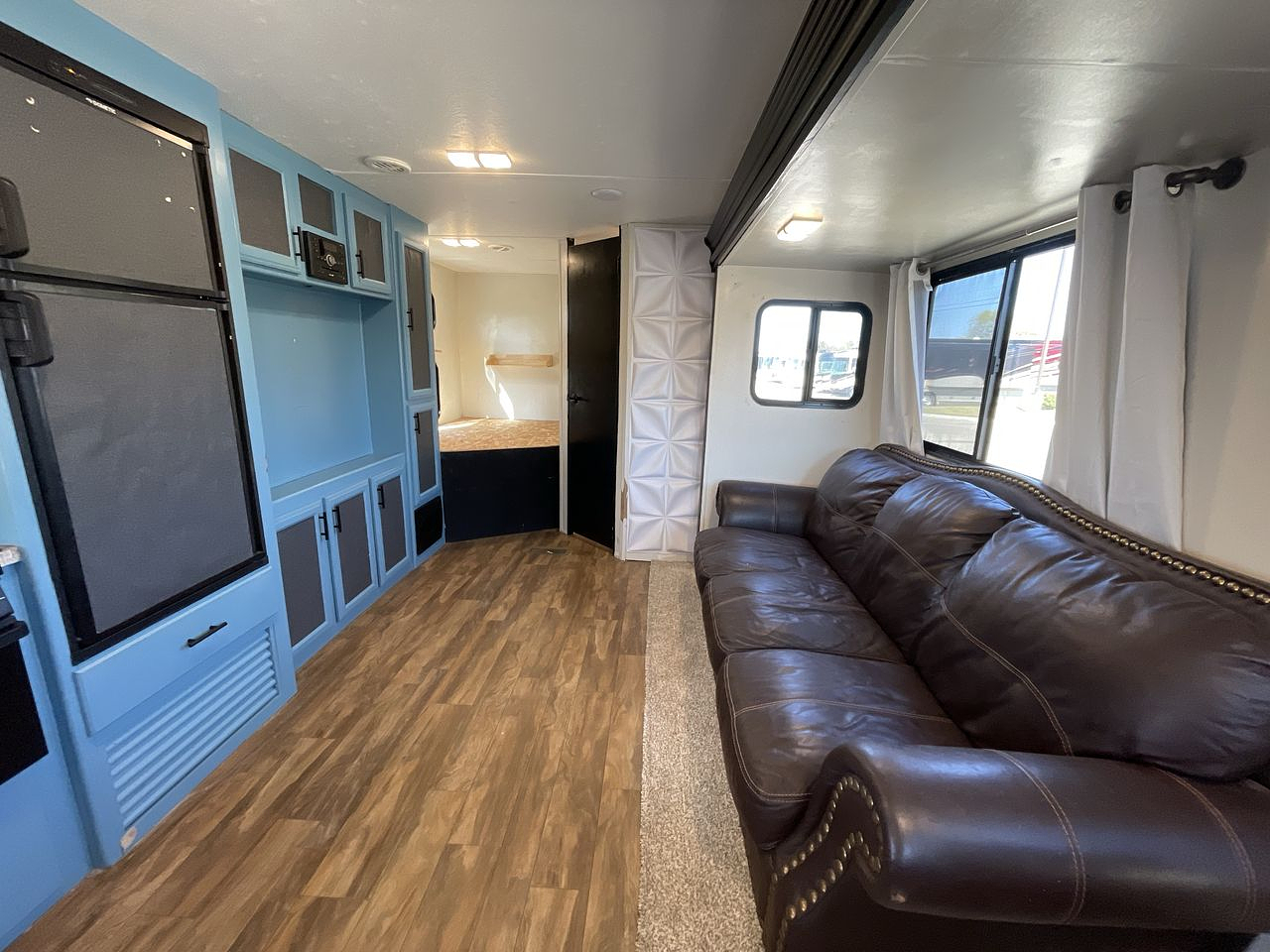 2018 PRIME TIME AVENGER 31DBS