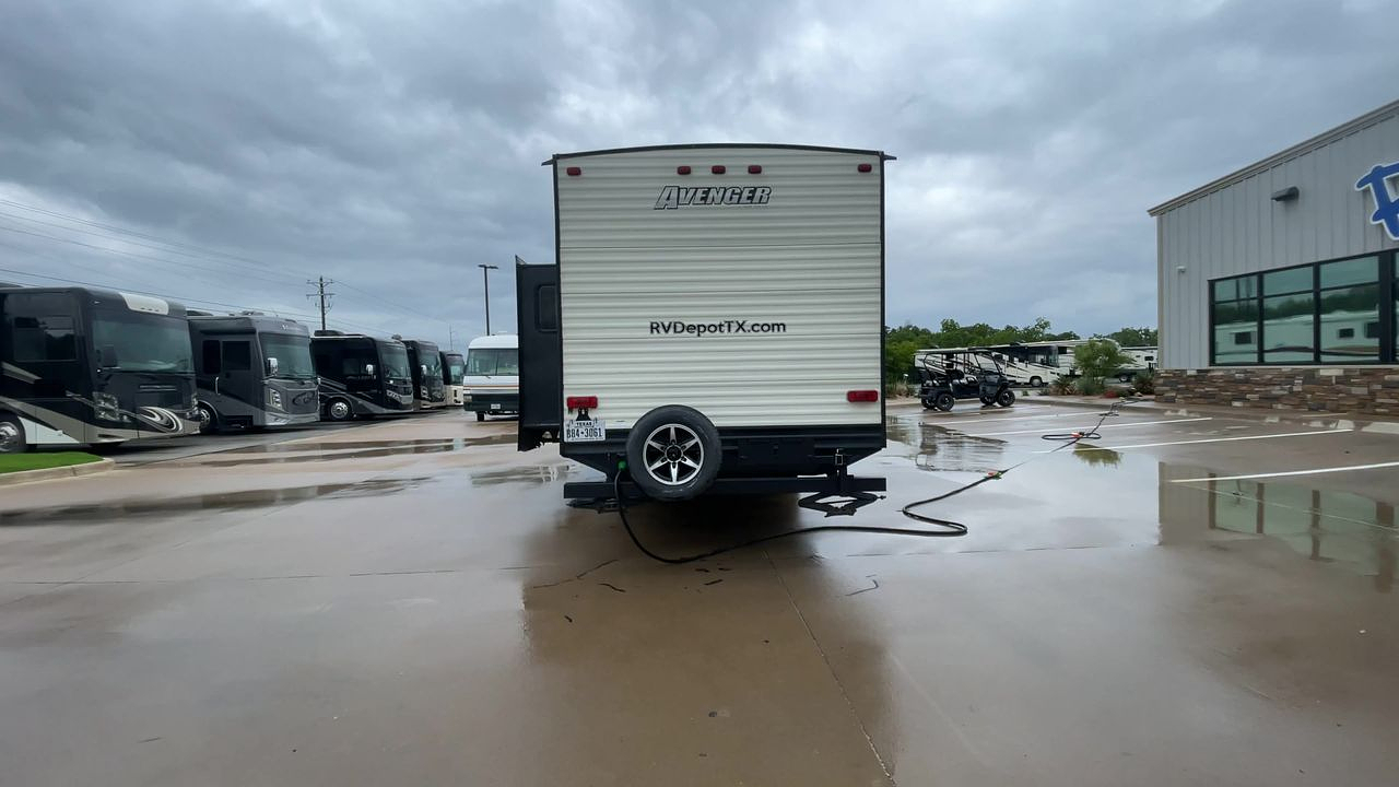 2018 PRIME TIME AVENGER 31DBS