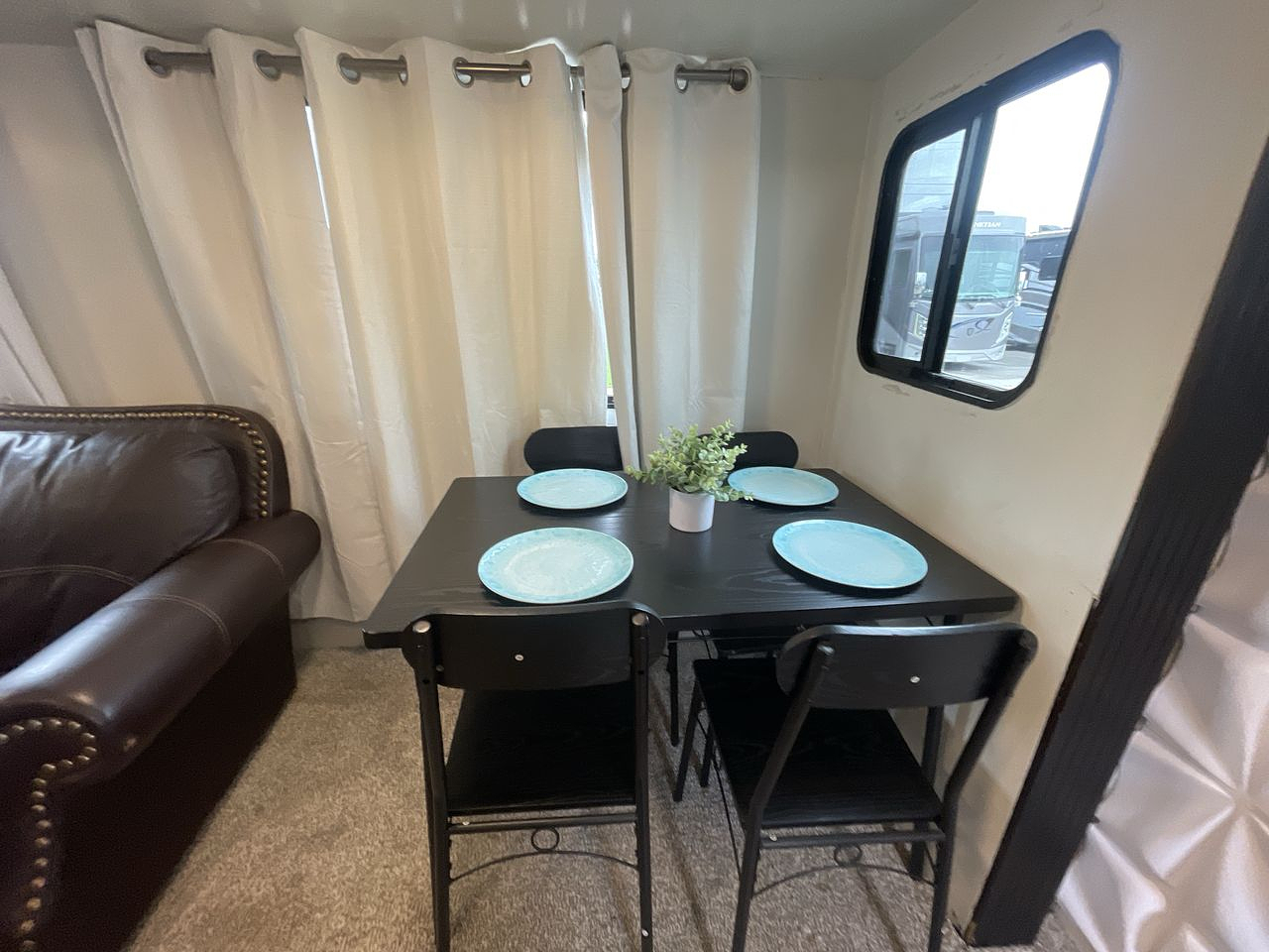 2018 PRIME TIME AVENGER 31DBS