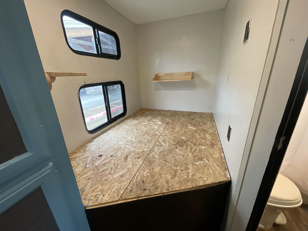 2018 PRIME TIME AVENGER 31DBS