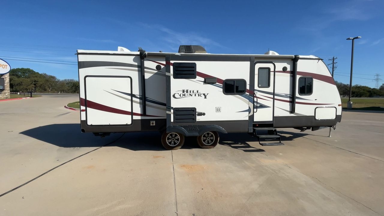 2015 CROSSROADS HILL COUNTRY 26RB