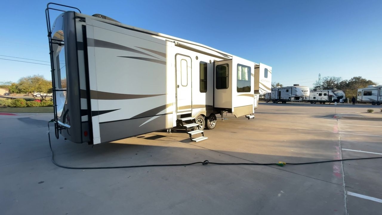 2016 KEYSTONE MONTANA 3820FK