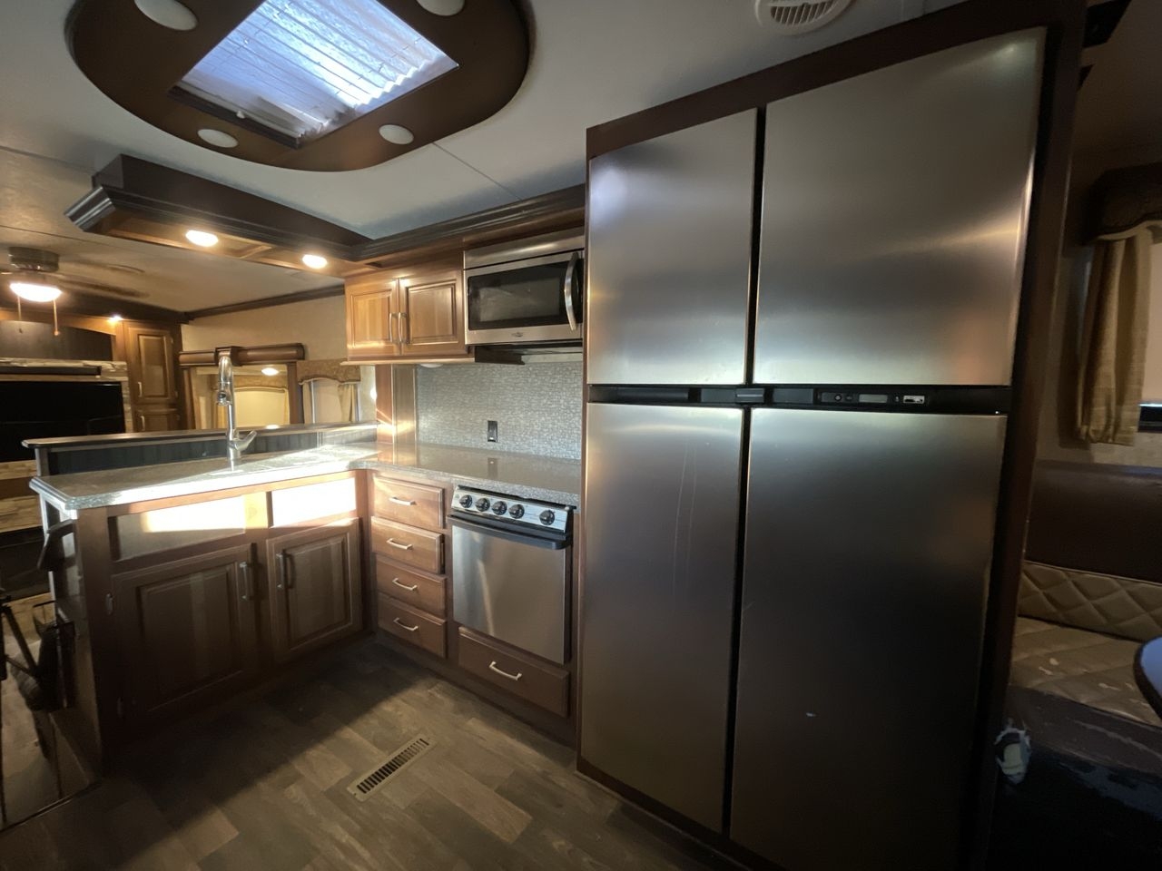 2016 KEYSTONE MONTANA 3820FK