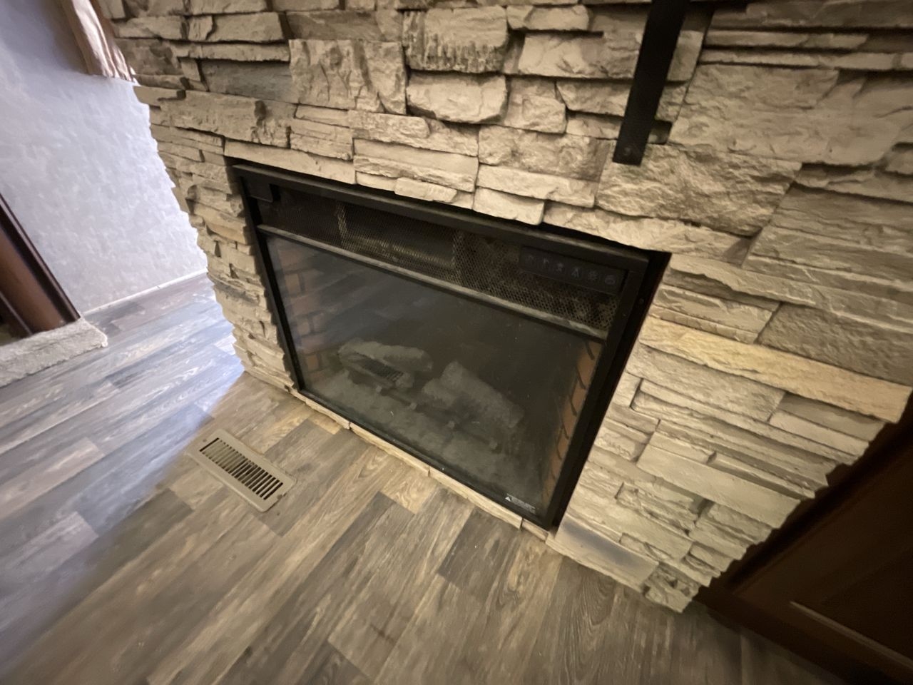 2016 KEYSTONE MONTANA 3820FK