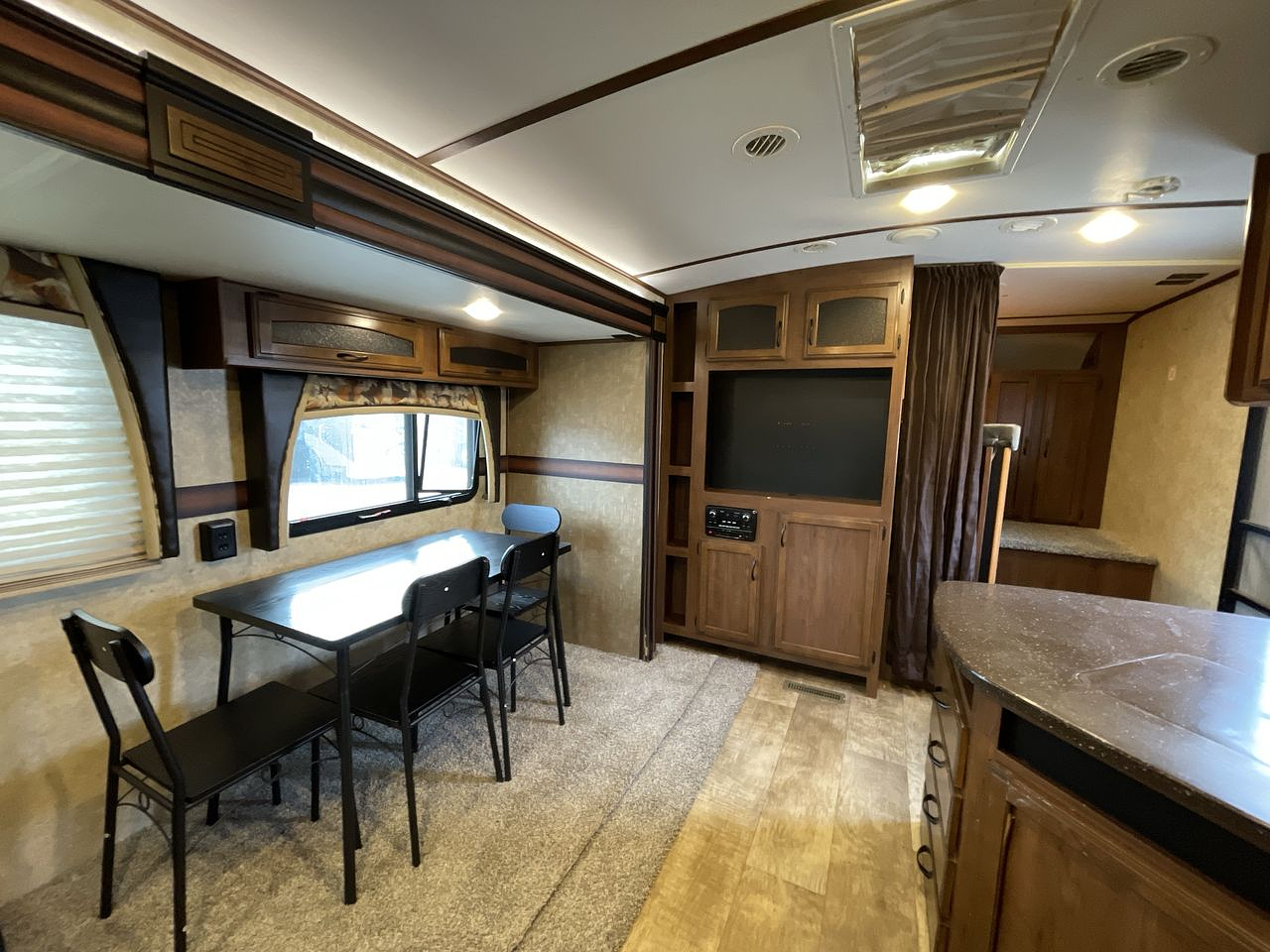 2016 JAYCO WHITE HAWK 33BHBS 36