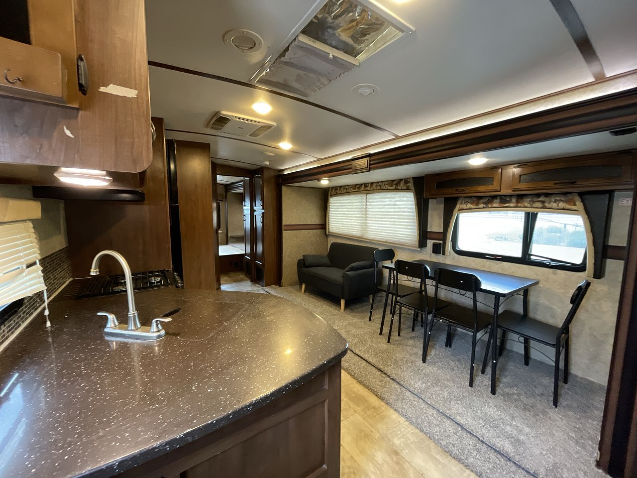 2016 JAYCO WHITE HAWK 33BHBS 36
