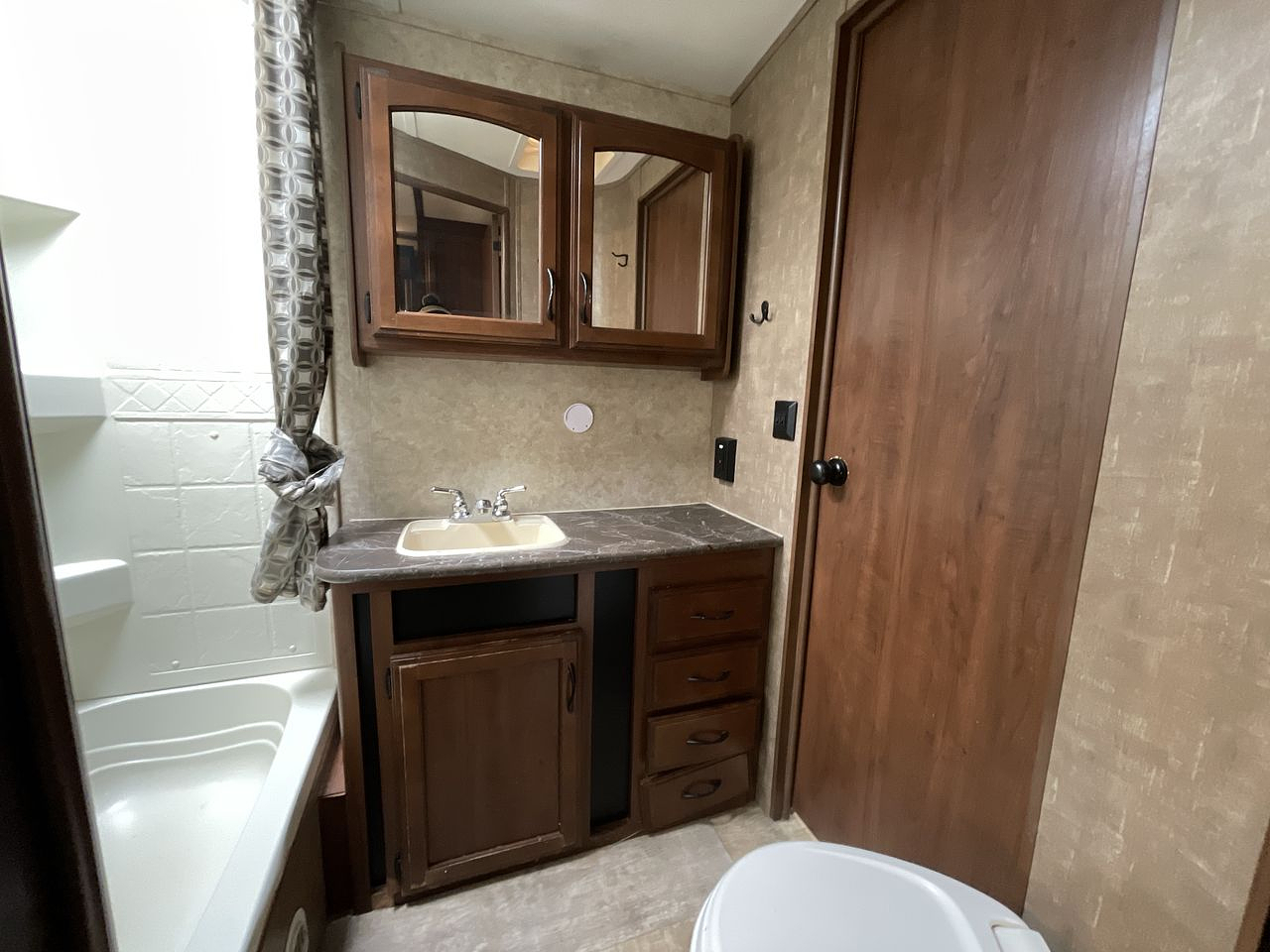 2016 JAYCO WHITE HAWK 33BHBS 36