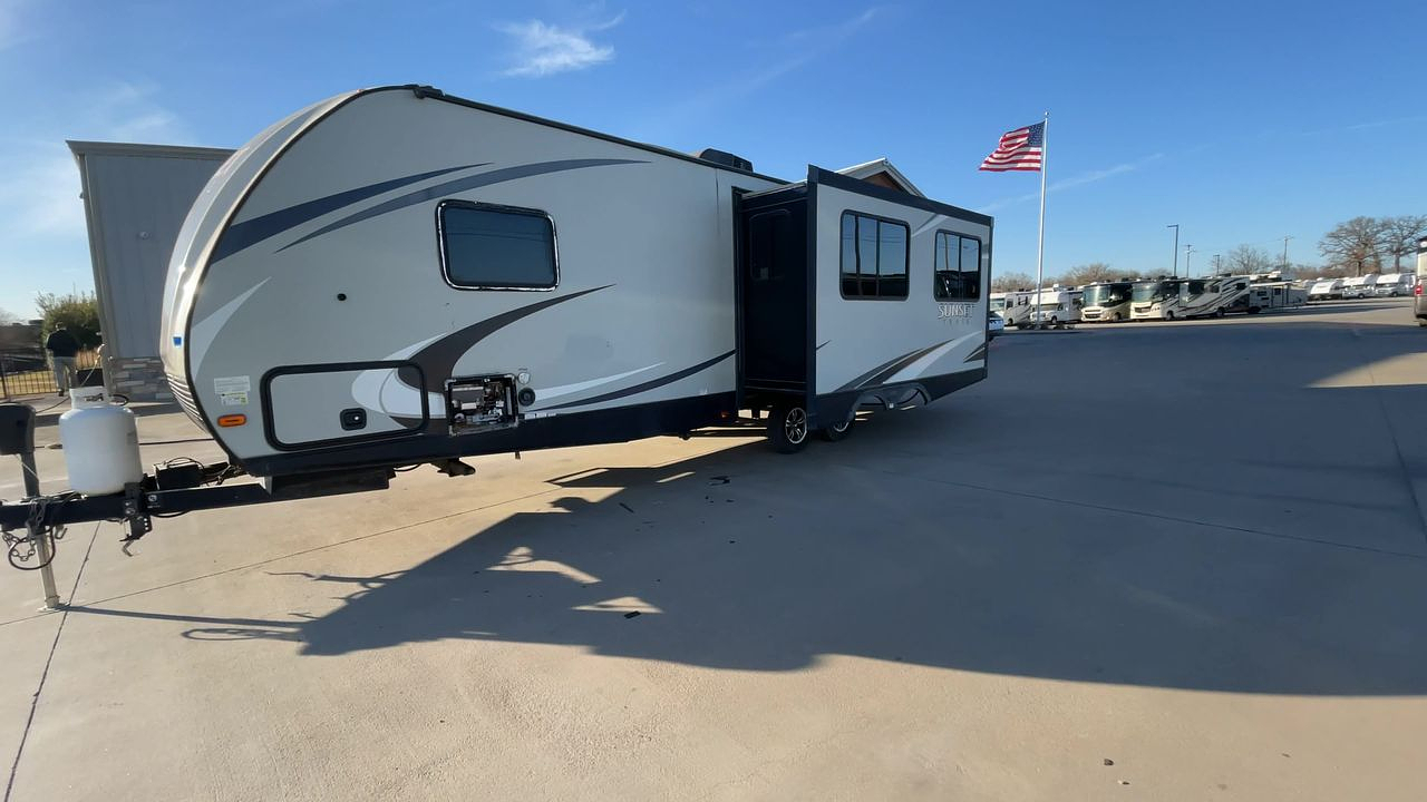 2017 SUNSET TRAIL 271RL