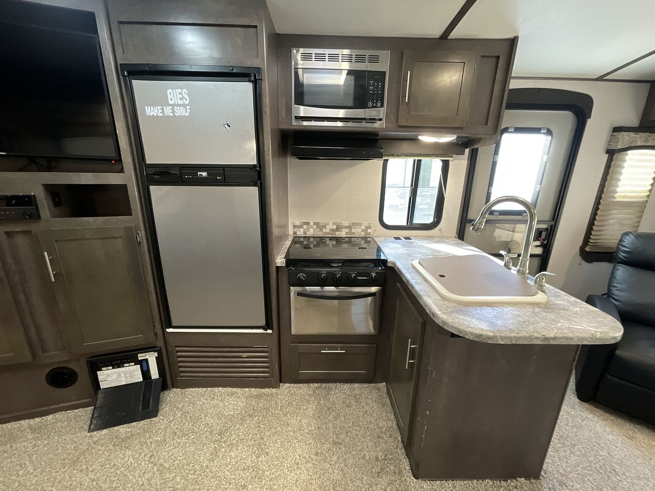 2017 SUNSET TRAIL 271RL