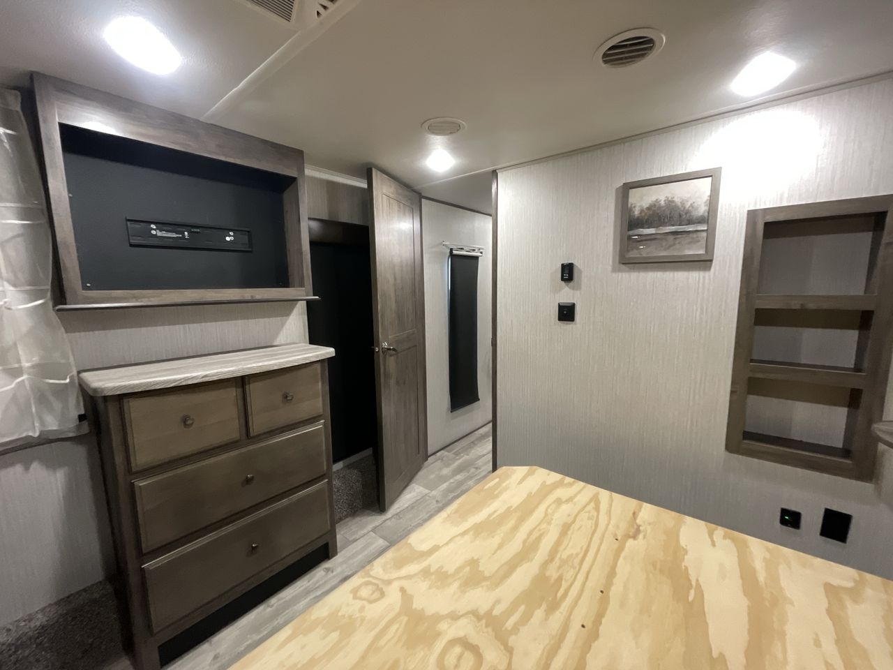 2021 FOREST RIVER SANDPIPER 384QB