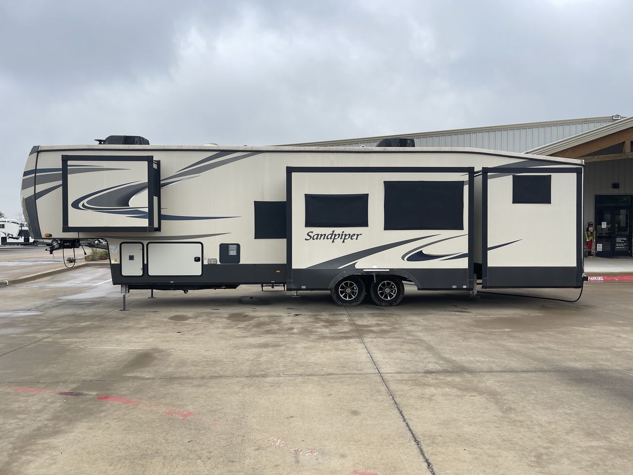 2021 FOREST RIVER SANDPIPER 384QB