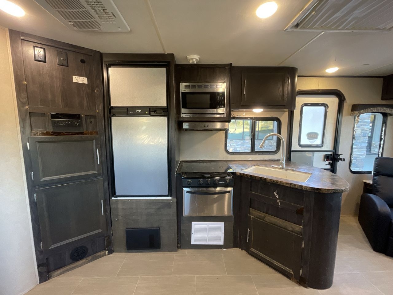 2018 KODIAK ULTRA LITE 264RLSL