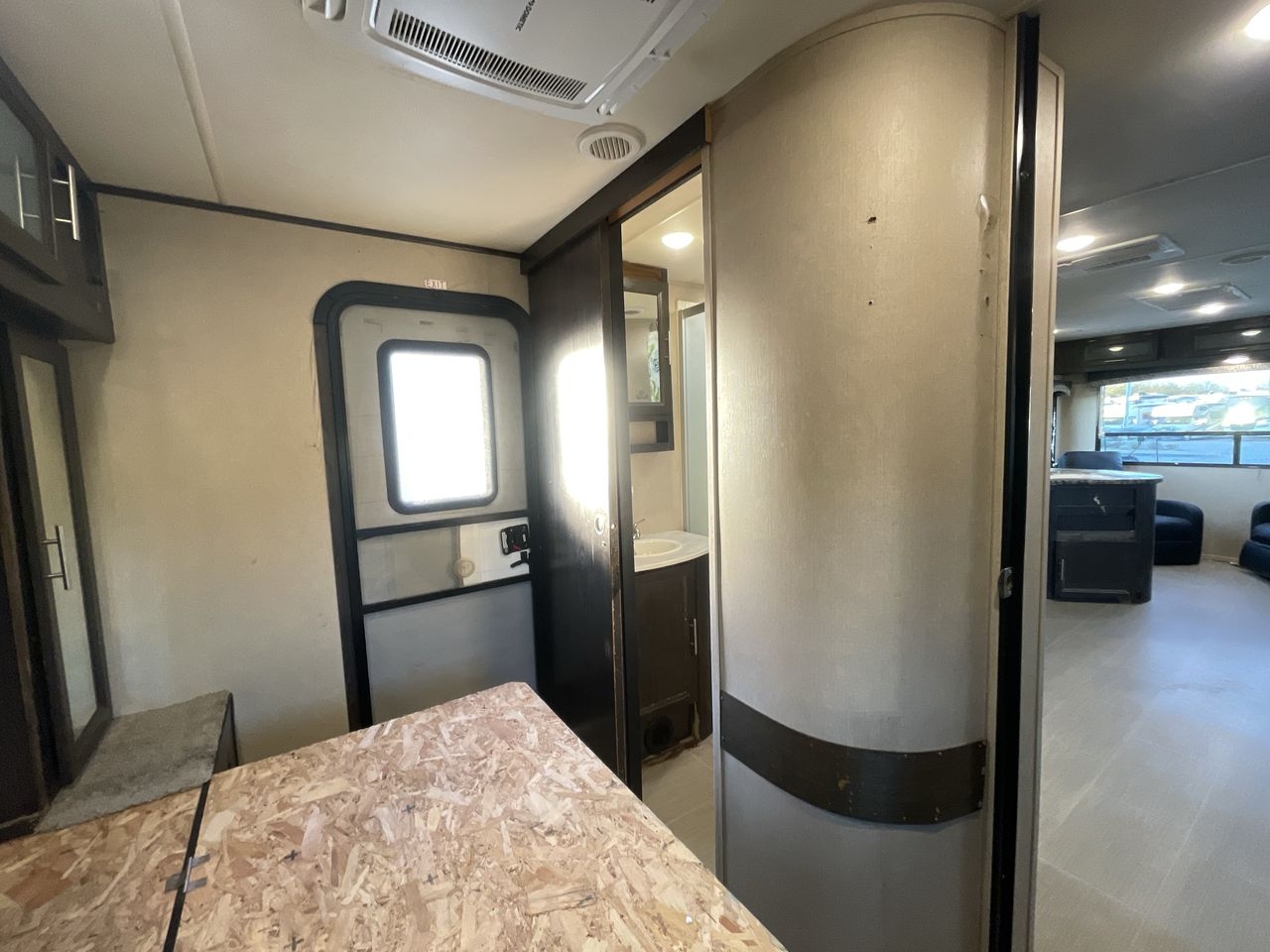 2018 KODIAK ULTRA LITE 264RLSL