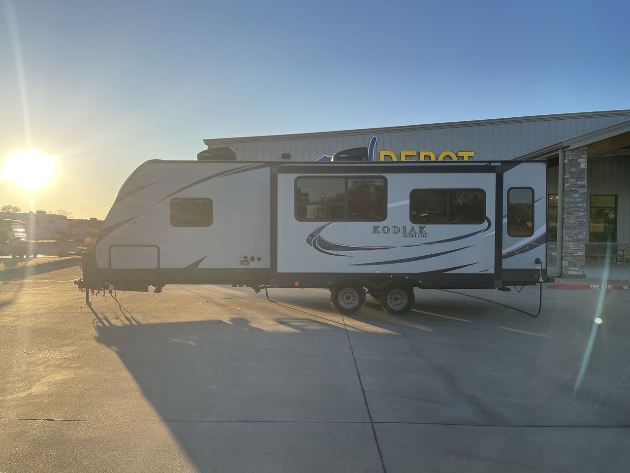 2018 KODIAK ULTRA LITE 264RLSL