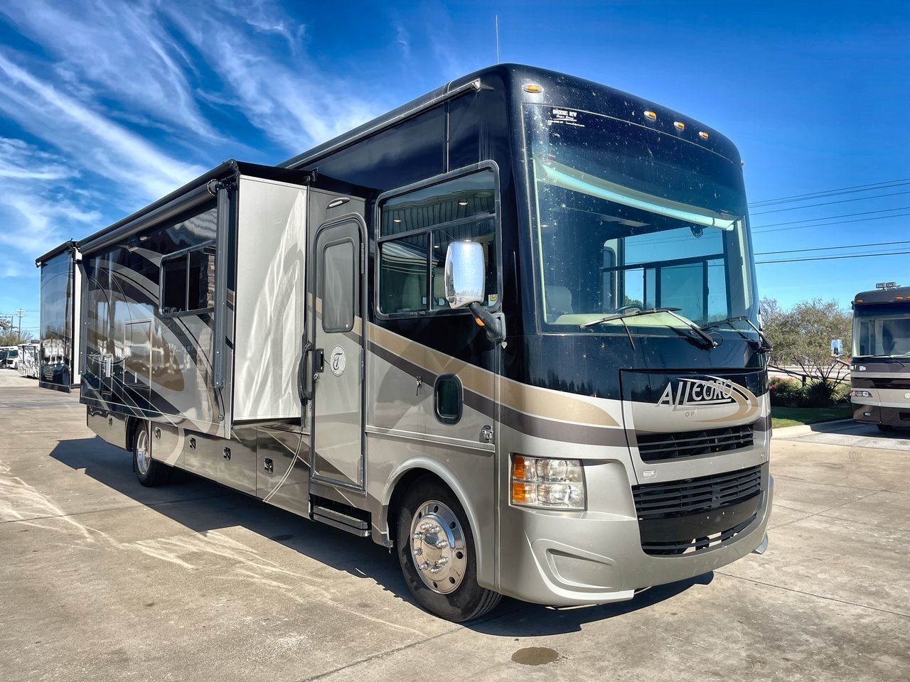 2016 TIFFIN ALLEGRO OPEN ROA34PA