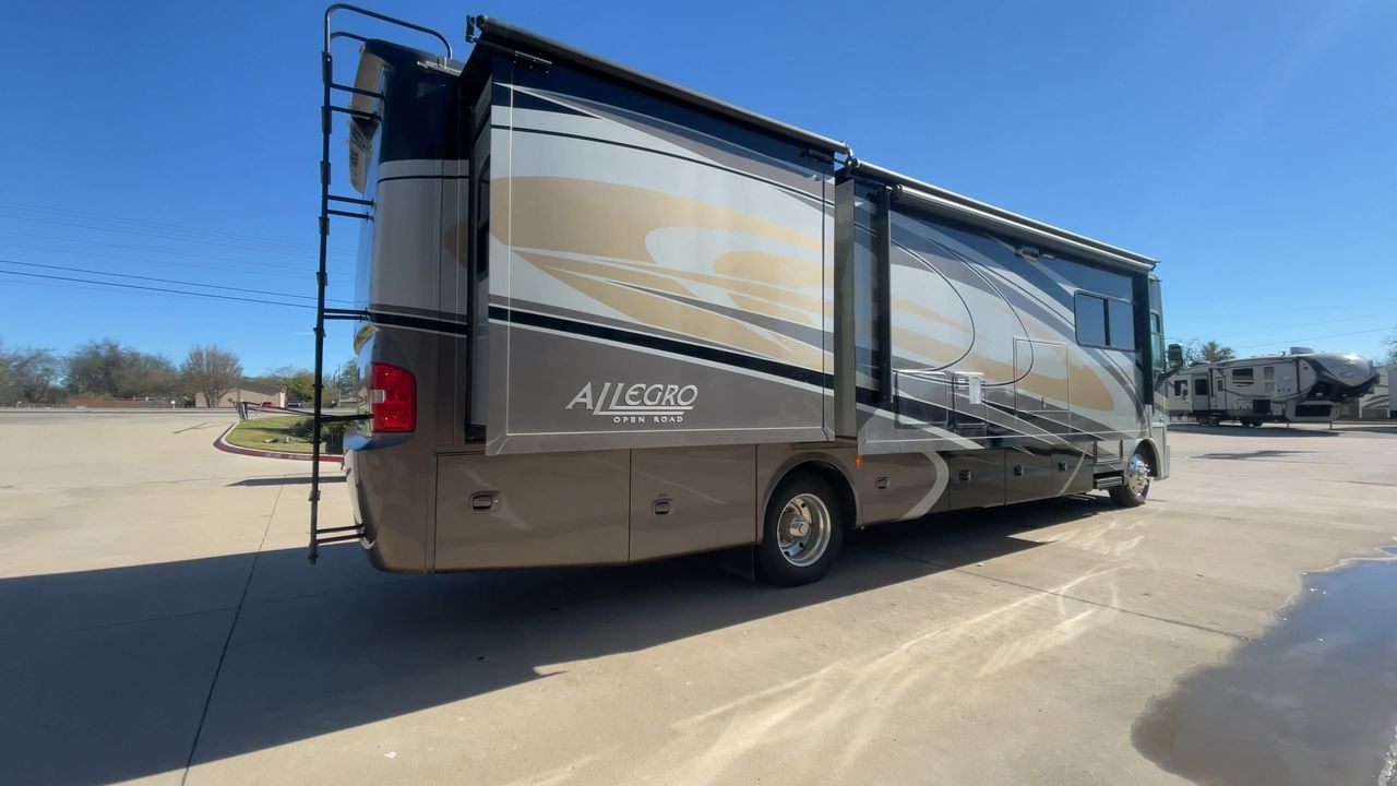 2016 TIFFIN ALLEGRO OPEN ROA34PA