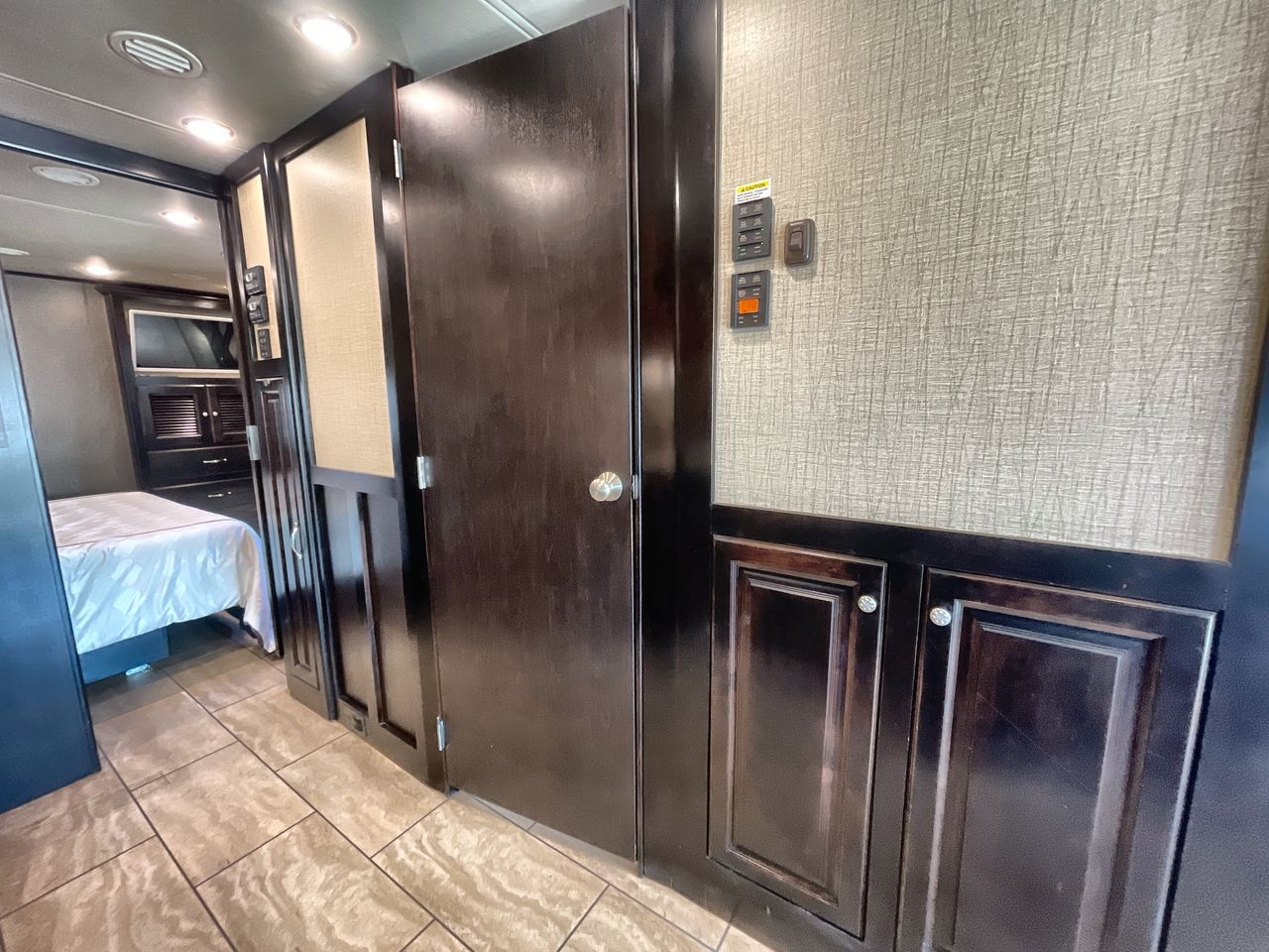 2016 TIFFIN ALLEGRO OPEN ROA34PA