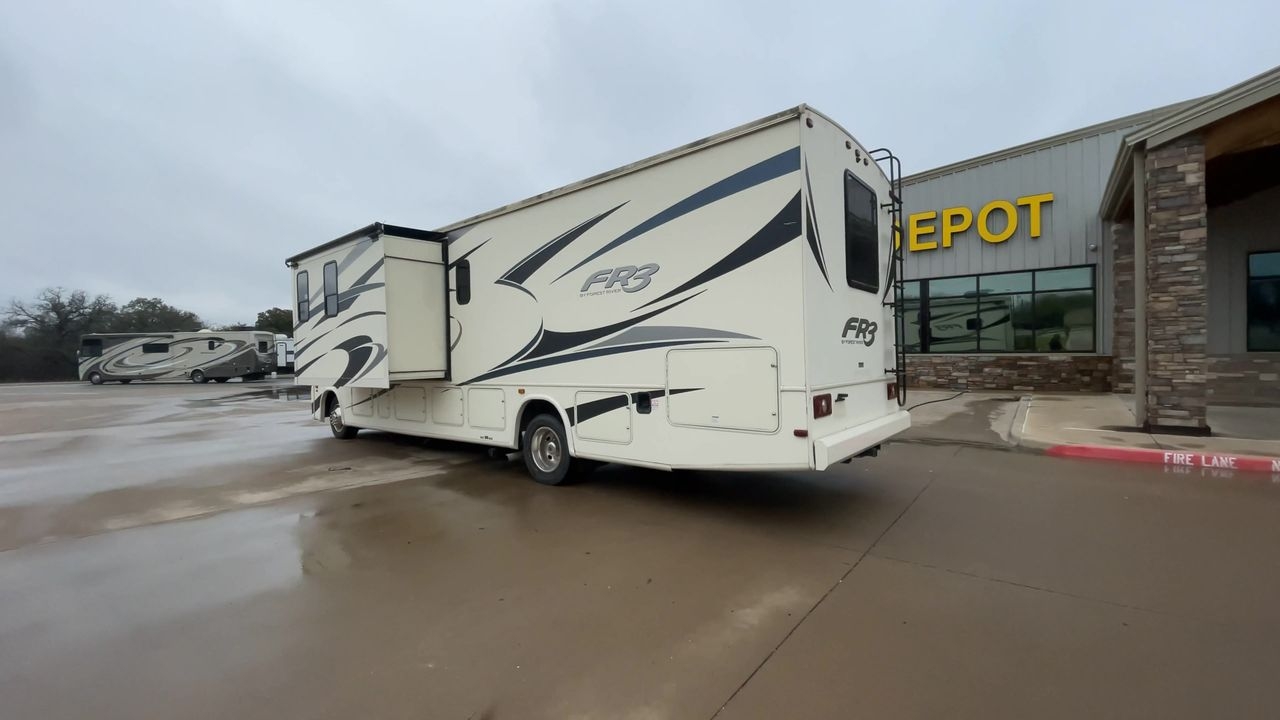 2018 FOREST RIVER FR3 32DS