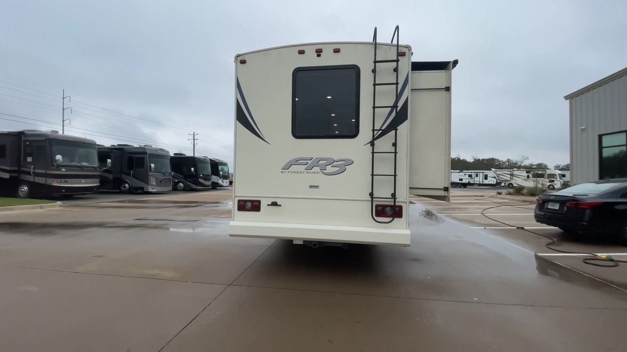 2018 FOREST RIVER FR3 32DS