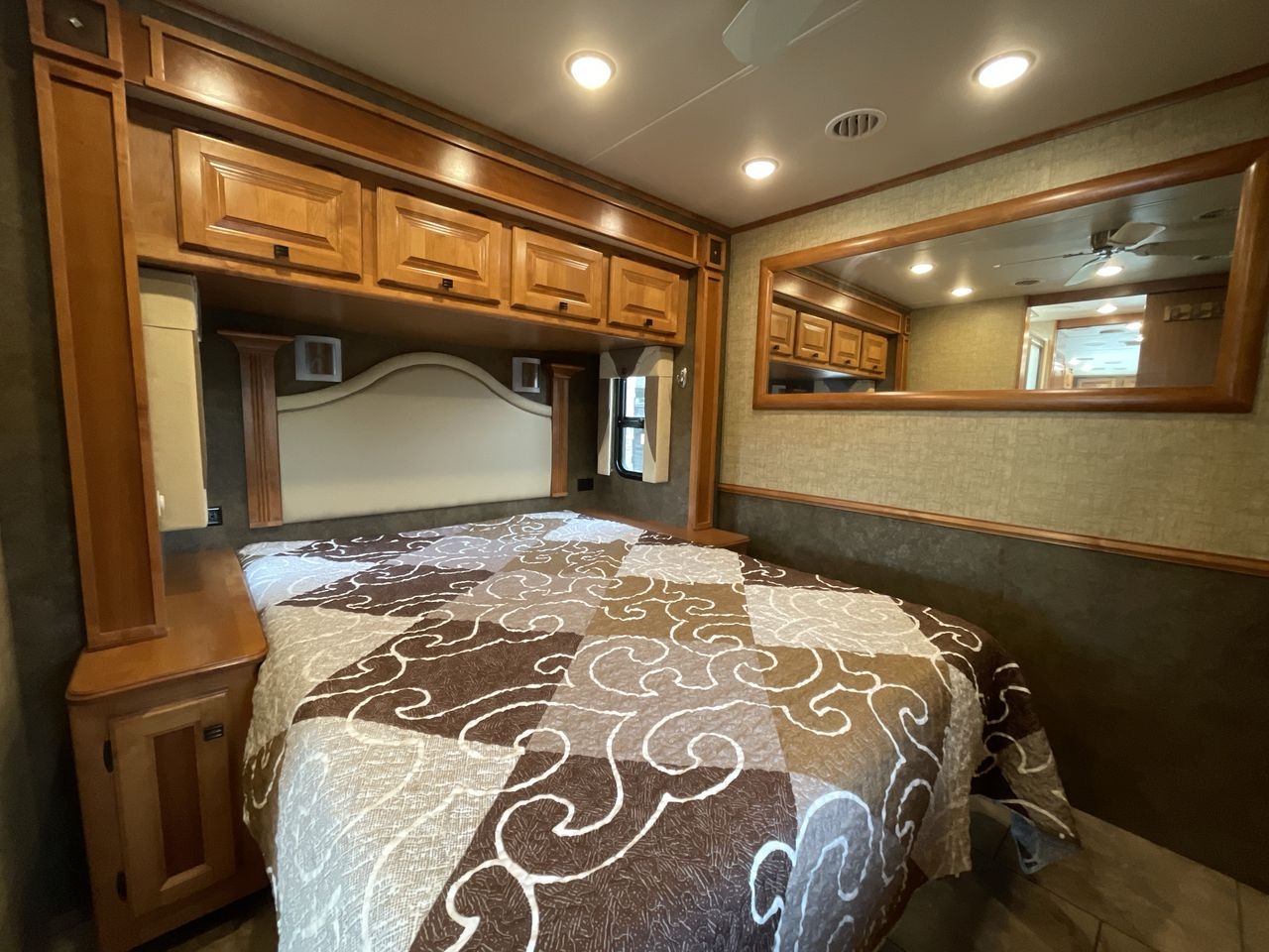 2013 TIFFIN OPEN ROAD 32CA