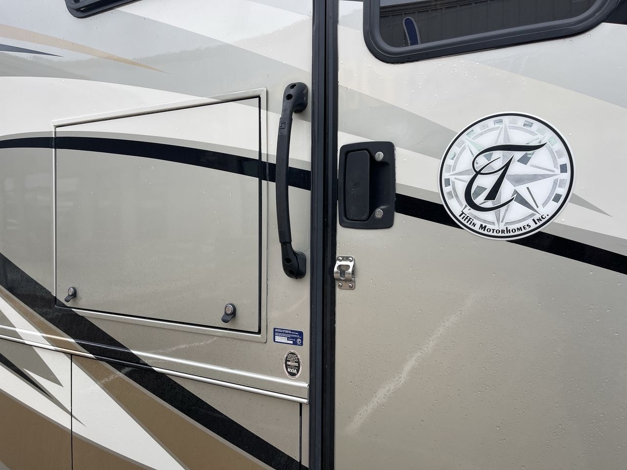 2013 TIFFIN OPEN ROAD 32CA