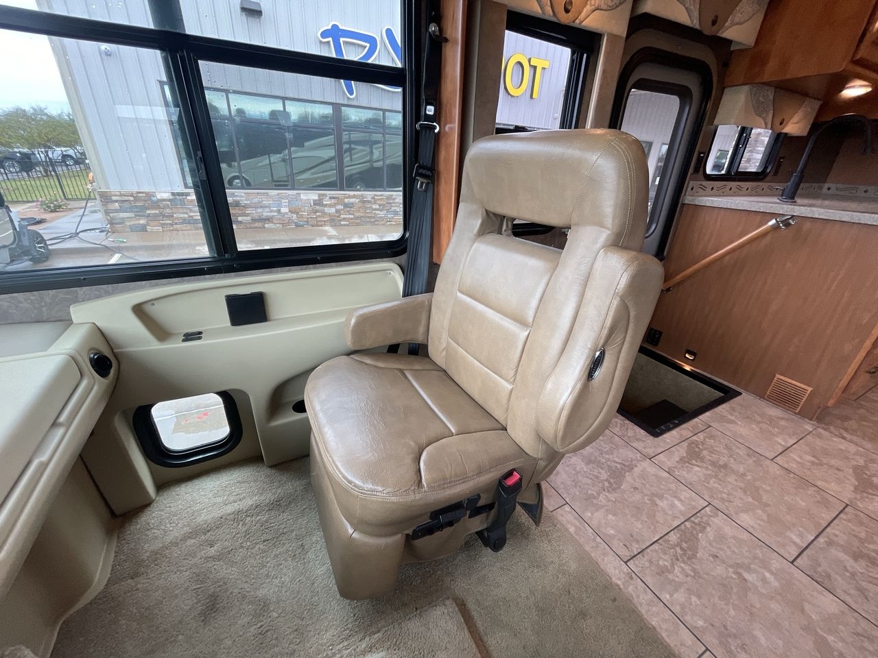 2013 TIFFIN OPEN ROAD 32CA