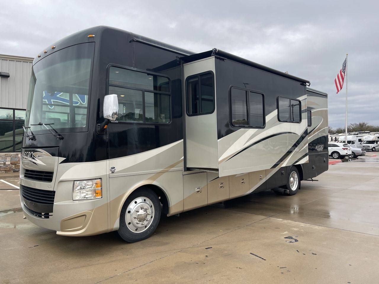 2013 TIFFIN OPEN ROAD 32CA