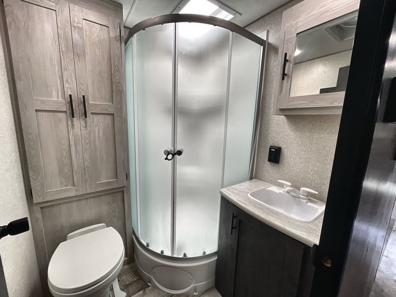 2022 KZ SPORTSMEN 363FL