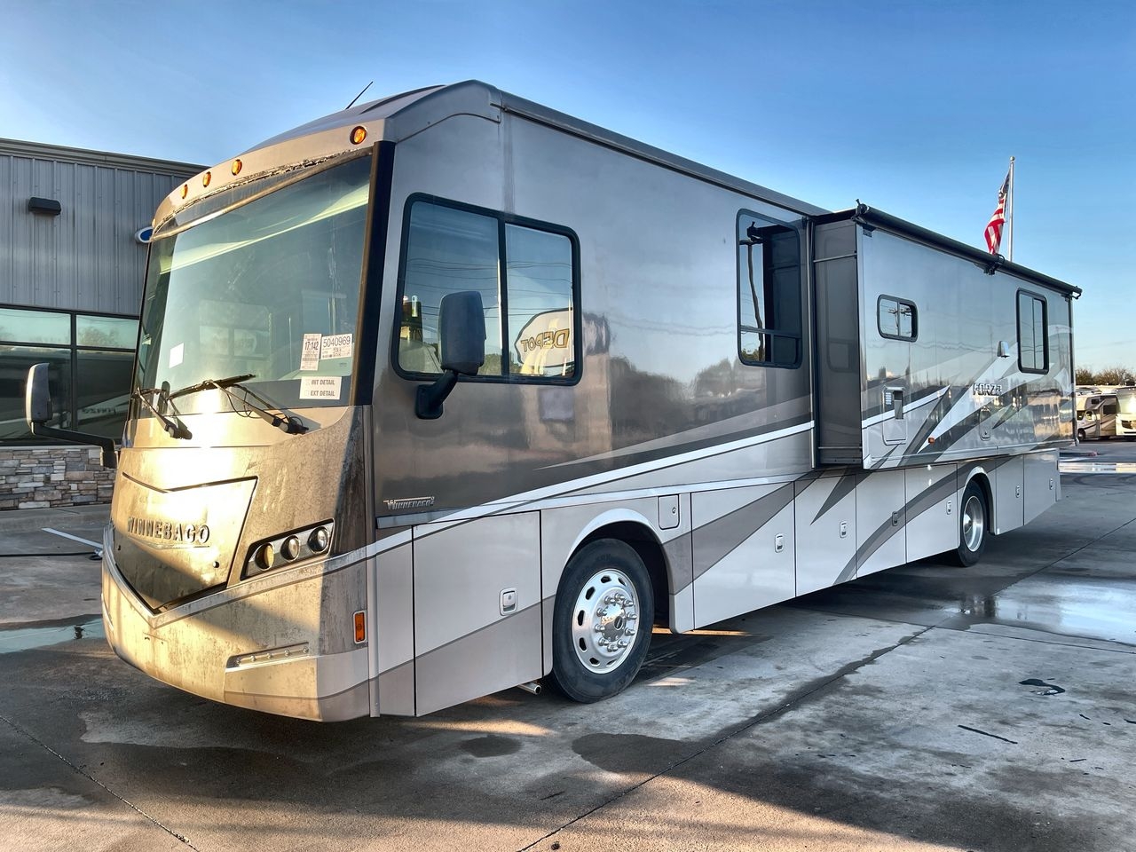 2016 WINNEBAGO FORZA 36G