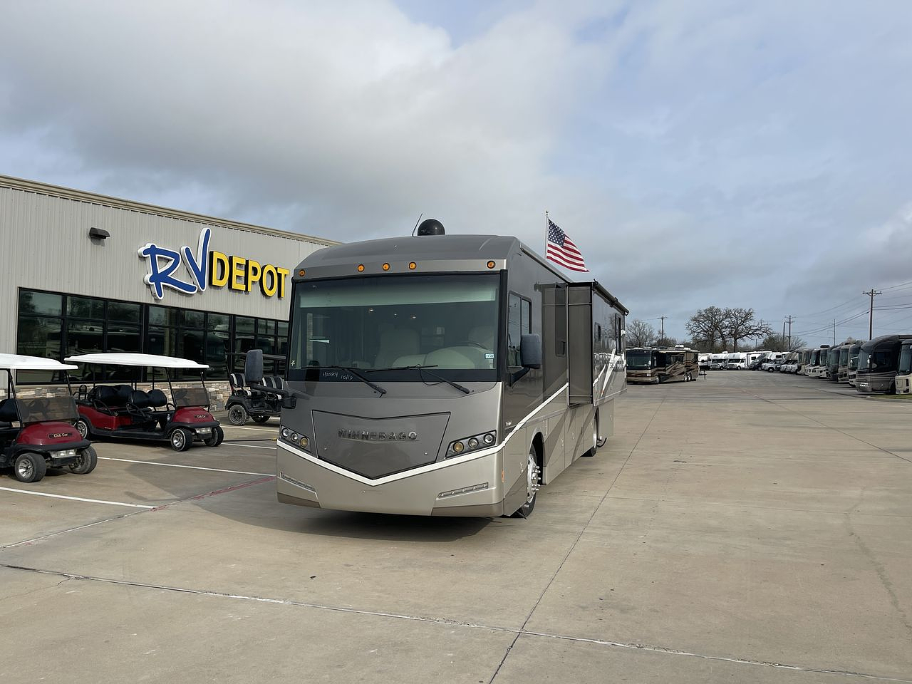 2016 WINNEBAGO FORZA 36G