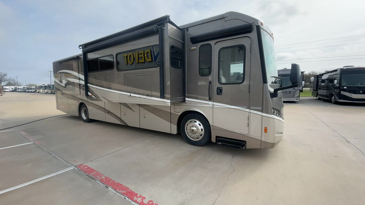 2016 WINNEBAGO FORZA 36G