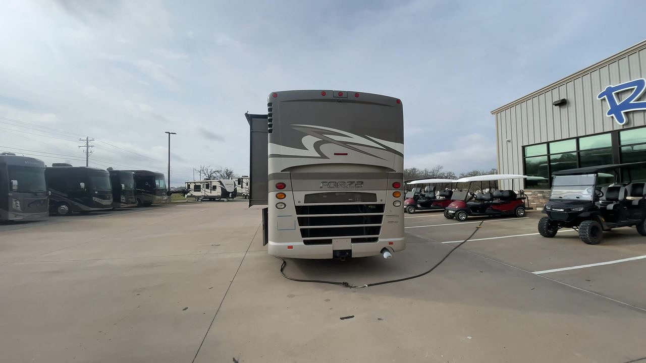 2016 WINNEBAGO FORZA 36G