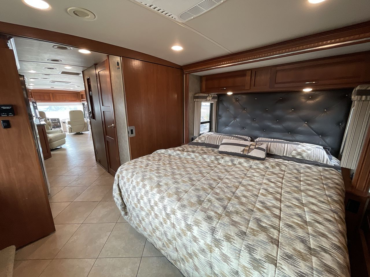 2016 WINNEBAGO FORZA 36G