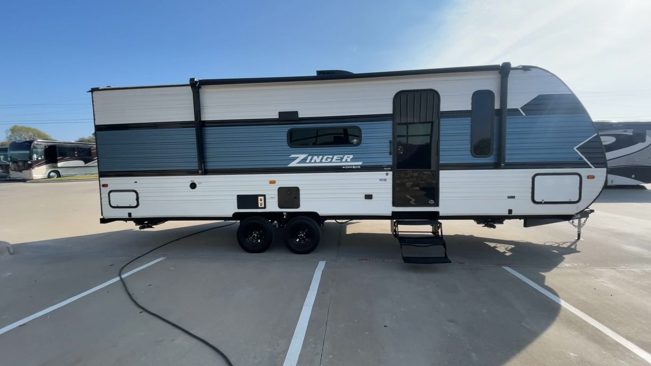 2025 CROSSROADS ZINGER 260BH