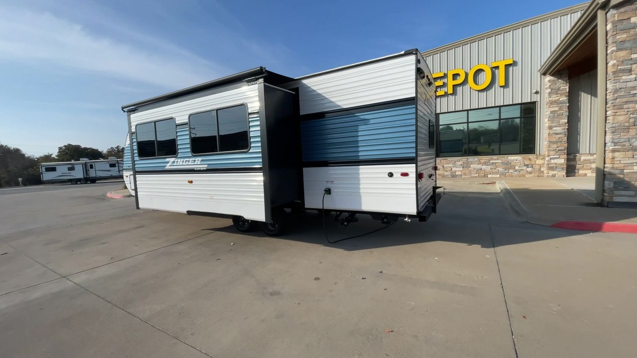 2025 CROSSROADS ZINGER 260BH