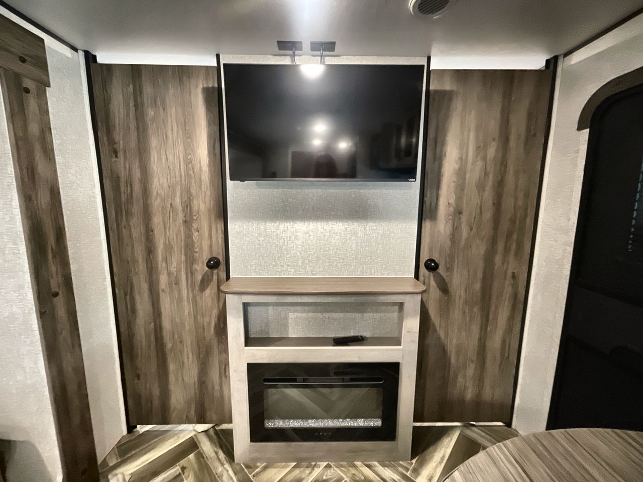 2025 CROSSROADS ZINGER 260BH