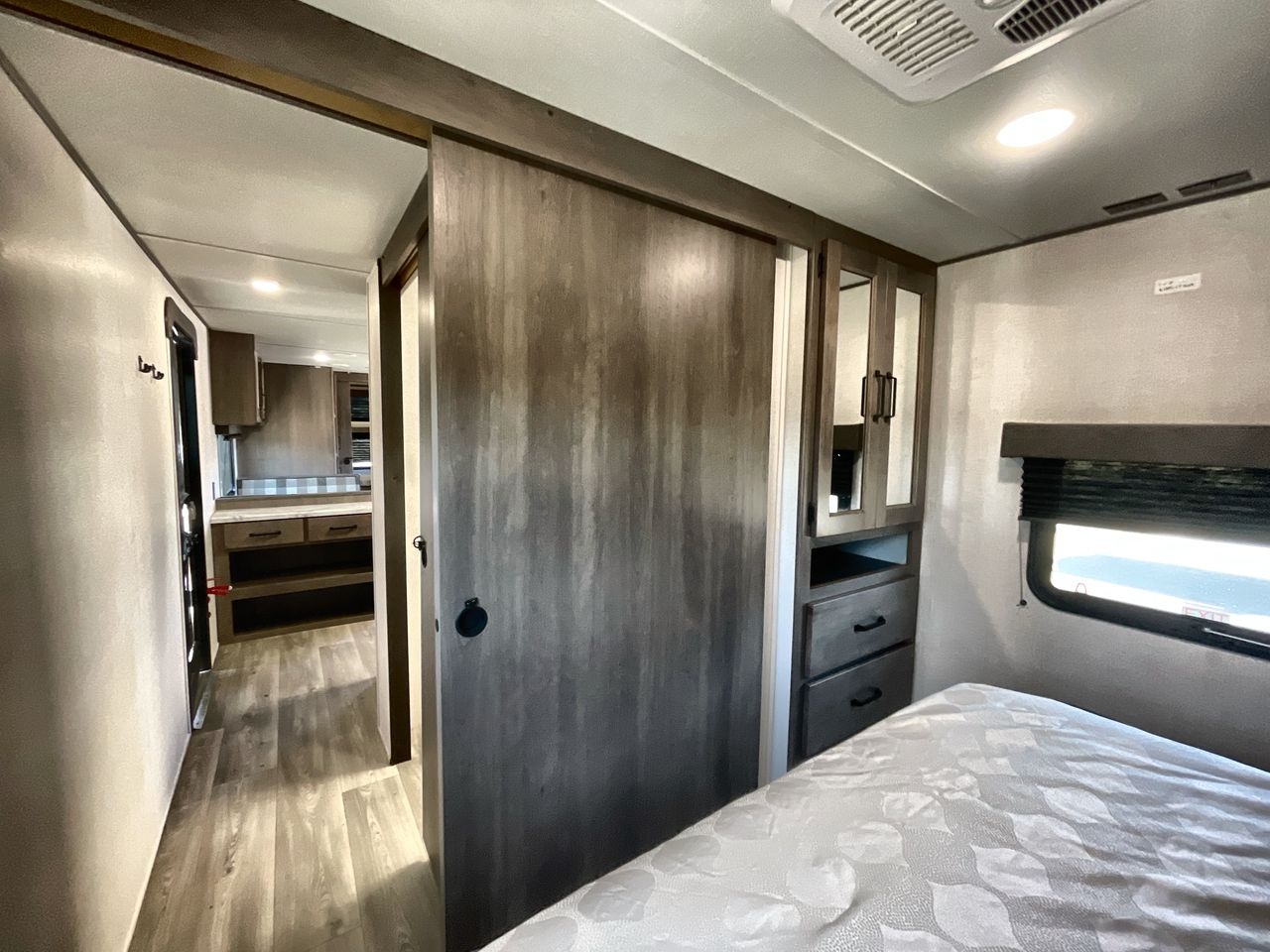 2024 GRAND DESIGN TRANSCEND 297QB