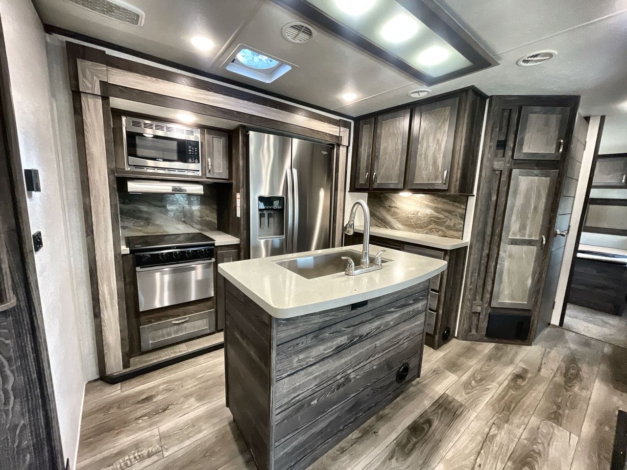 2020 HIGHLAND RIDGE MESA RIDGE 328BHS