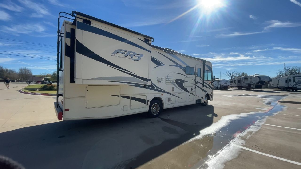 2019 FOREST RIVER FR3 30DS