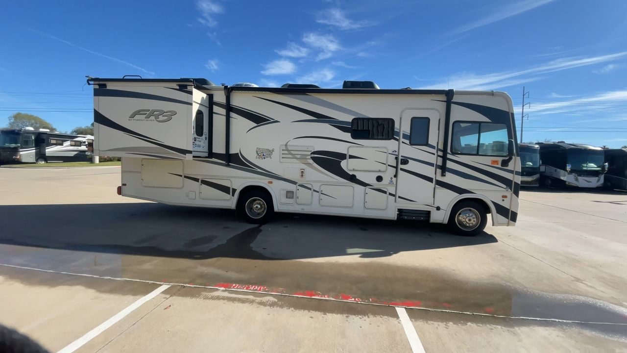 2019 FOREST RIVER FR3 30DS