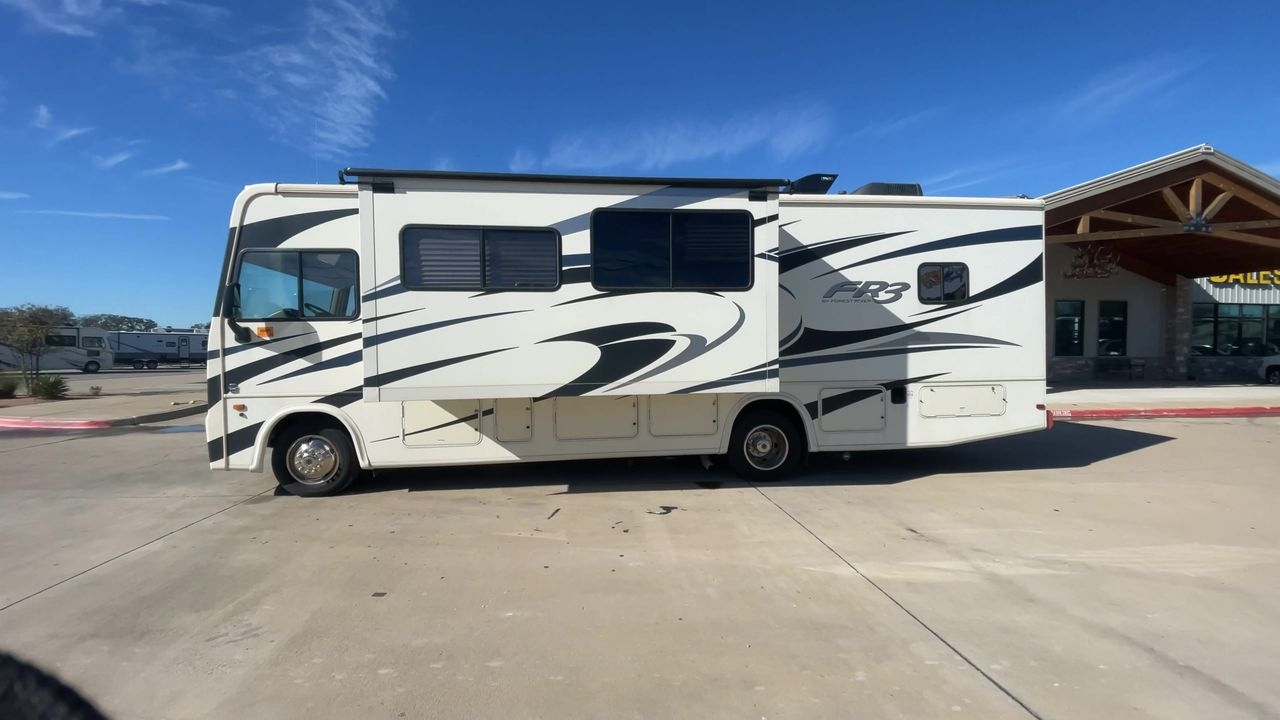 2019 FOREST RIVER FR3 30DS