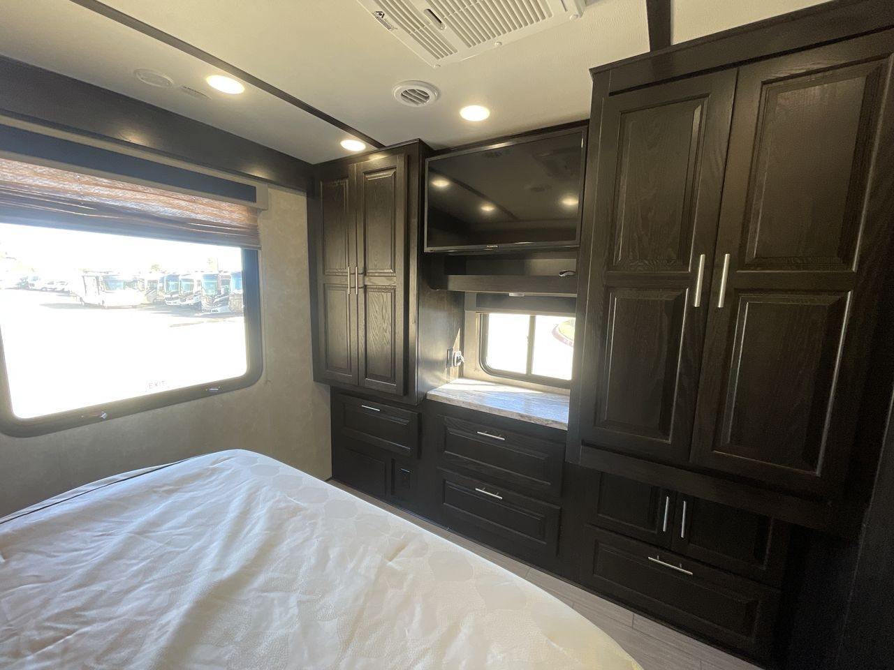 2019 FOREST RIVER FR3 30DS