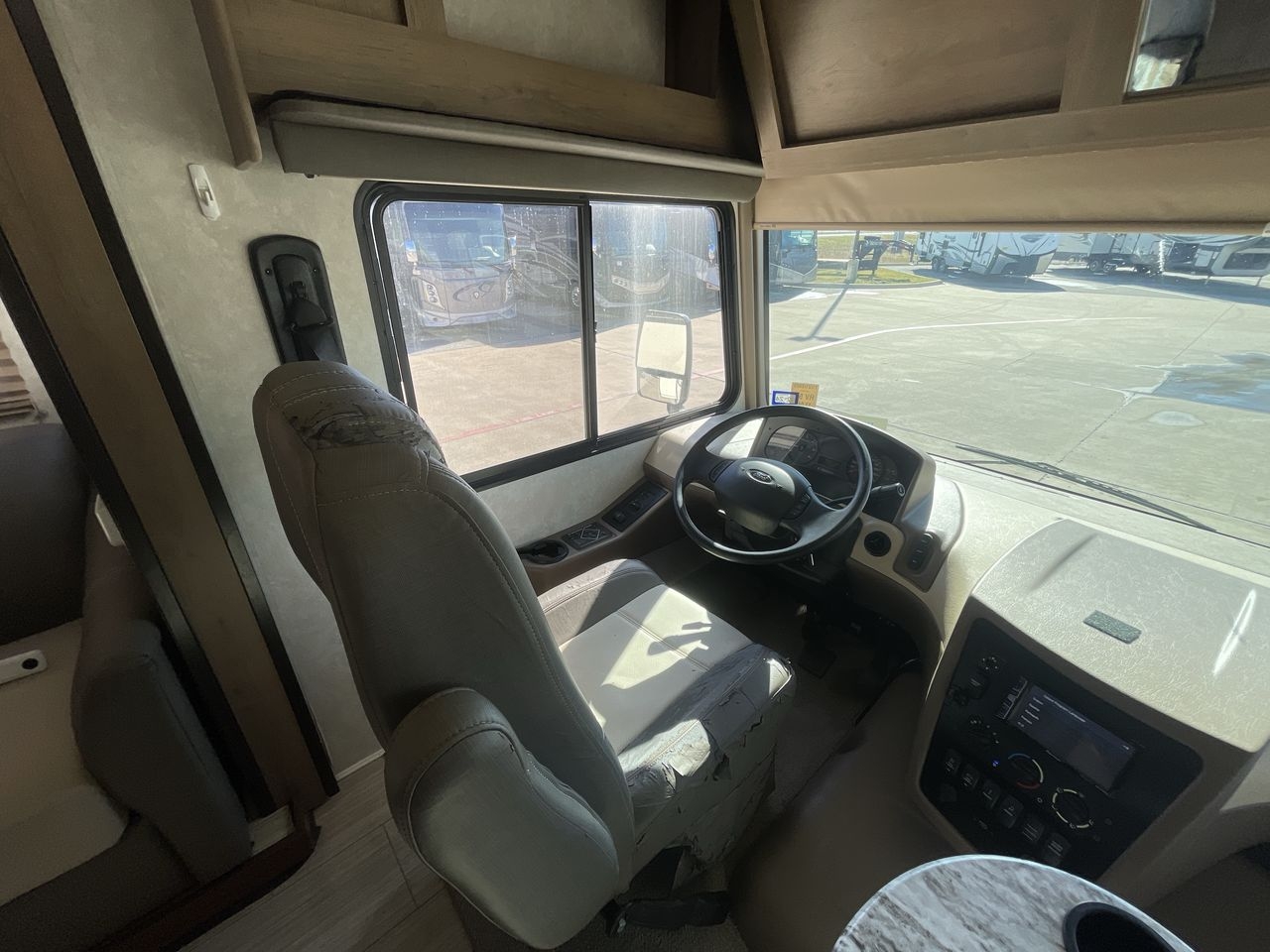 2019 FOREST RIVER FR3 30DS